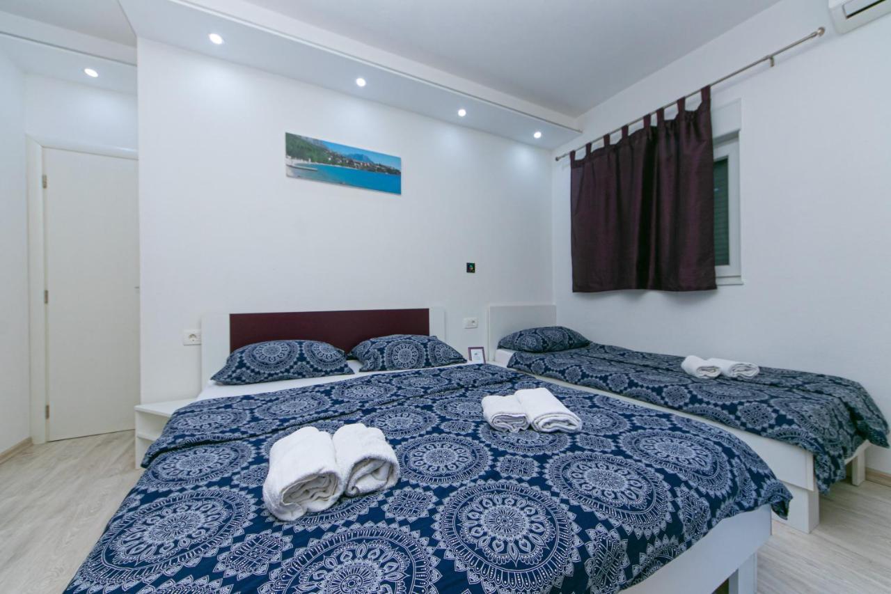 Apartments By The Sea Podaca, Makarska - 13069 Exterior photo